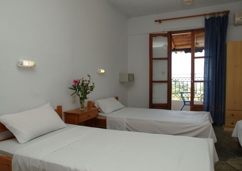 Hotel Christakis Studios Troulos Bagian luar foto